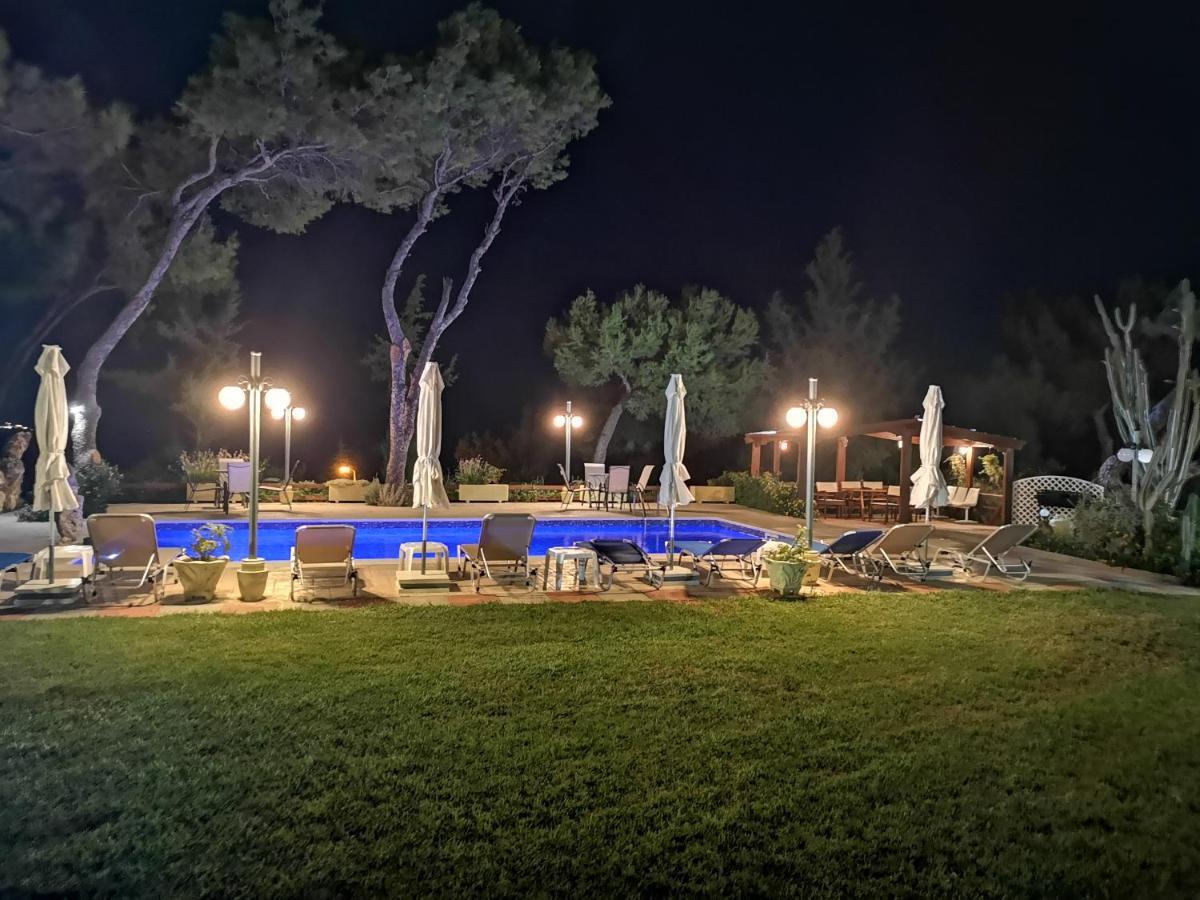 Louis Luxury Villa By Living In Blue Koskinou  Exterior foto